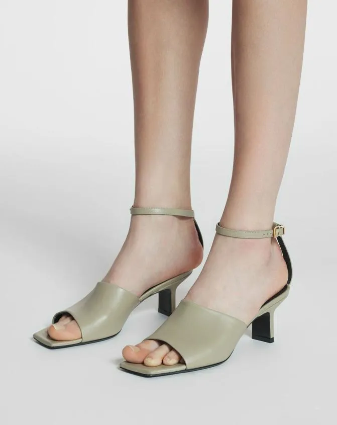 Women Sandals and Mules Lanvin Mesure Leather Sandals Lin Women Sandals and Mules Lanvin Mesure Leather Sandals Lin