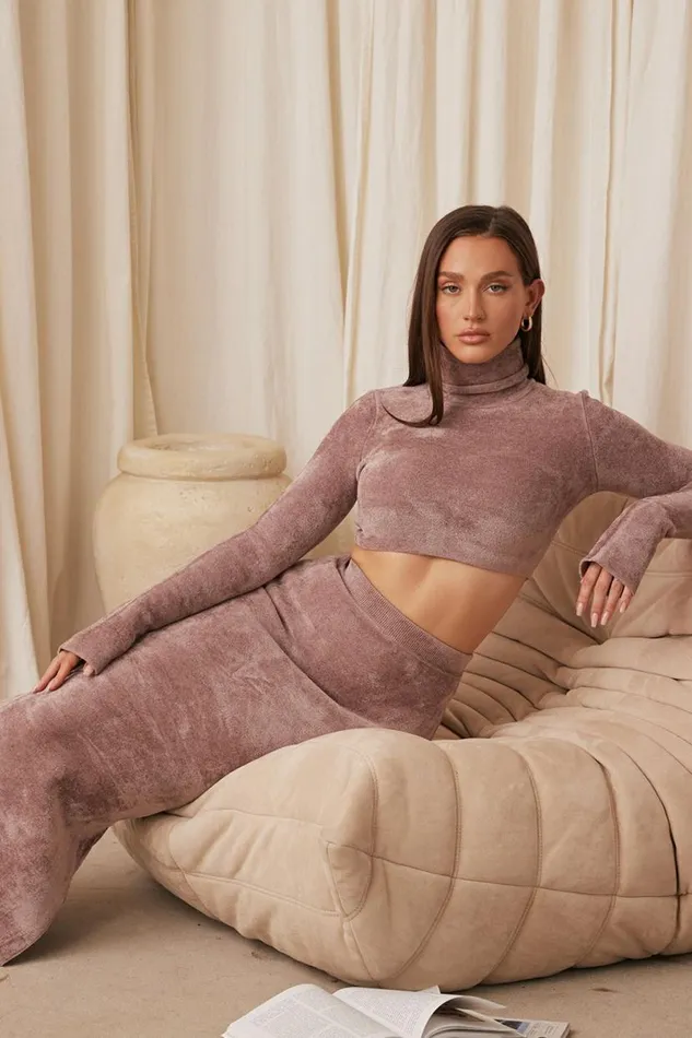 Women Suri Rose Chenille Cropped Top House Of CB Tops Women Suri Rose Chenille Cropped Top House Of CB Tops