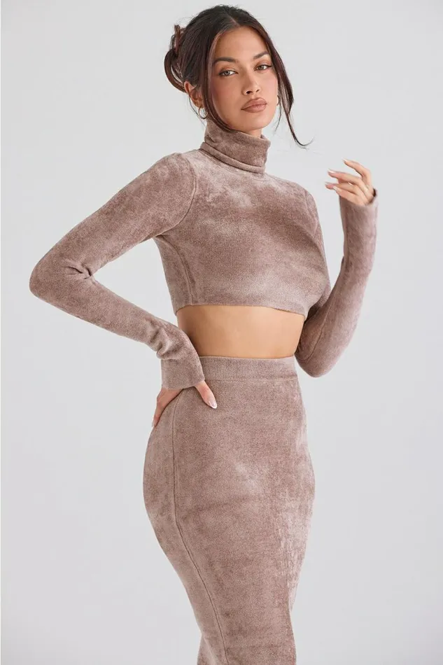 Women Suri Rose Chenille Cropped Top House Of CB Tops Women Suri Rose Chenille Cropped Top House Of CB Tops